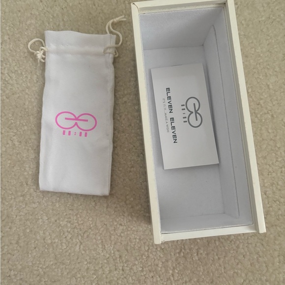 Eleven Eleven Watch interchangeable - Picture 9 of 11